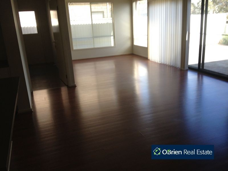 5 Goulburn Place, Pakenham VIC 3810