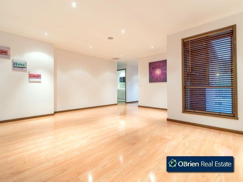 20 Garnet Close, Narre Warren VIC 3805