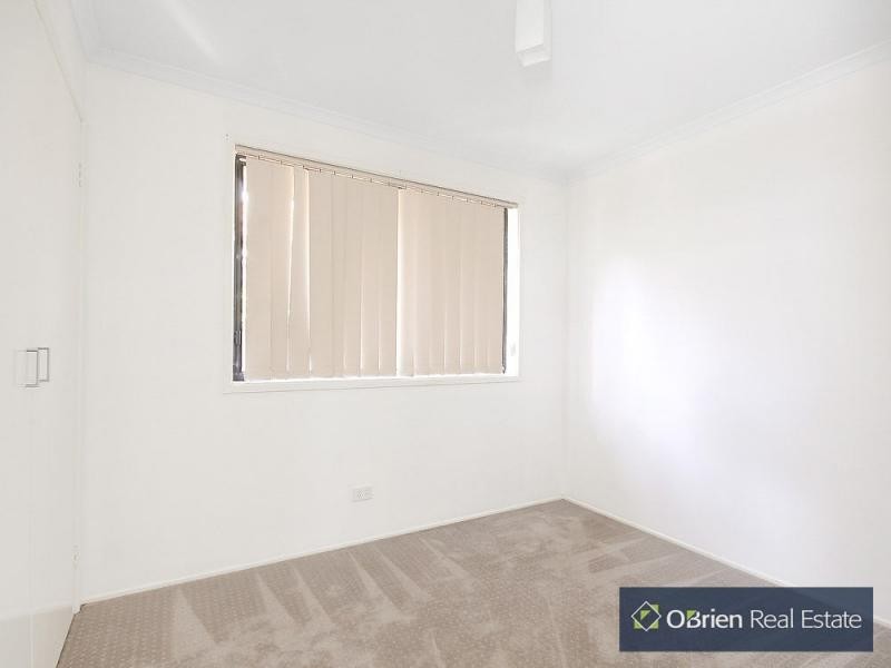 6 Taree Close, Pakenham VIC 3810