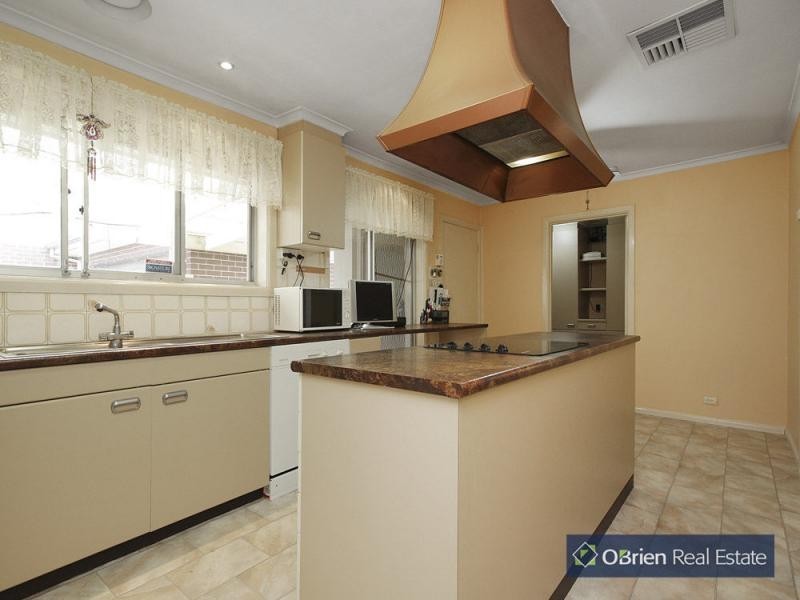 14 Margaret Street, Berwick VIC 3806