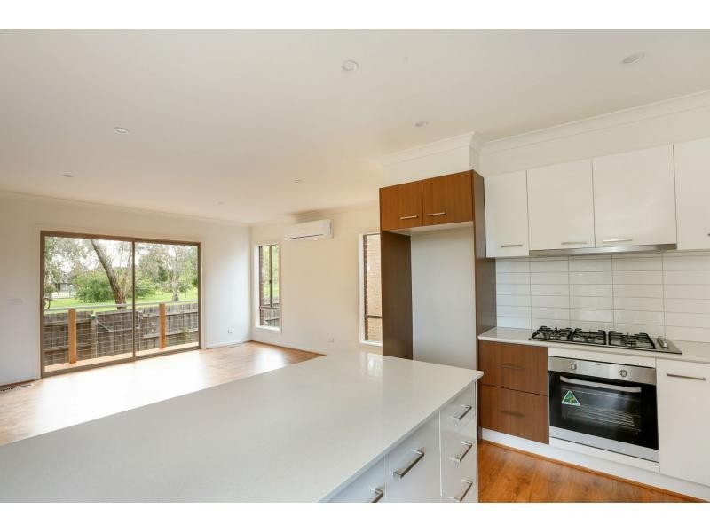 14a Margaret Street, Berwick VIC 3806