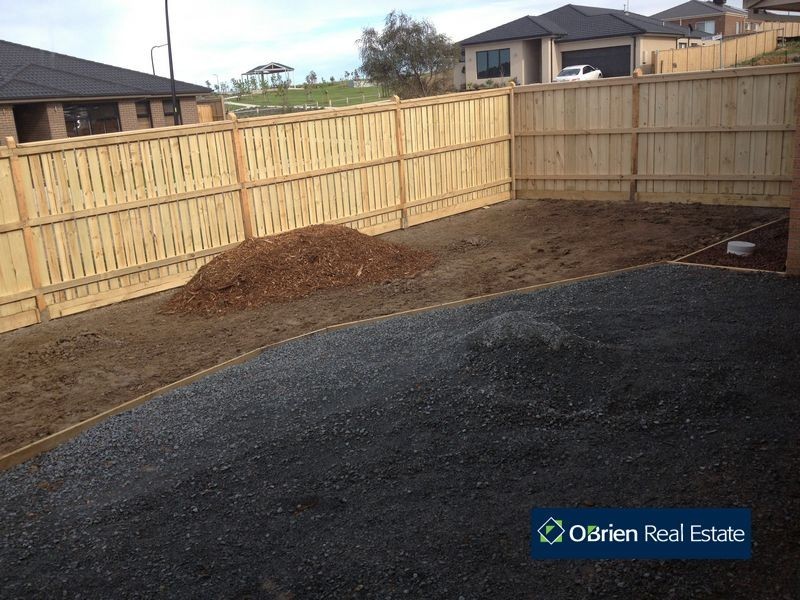 7 Clendon Drive, Officer VIC 3809