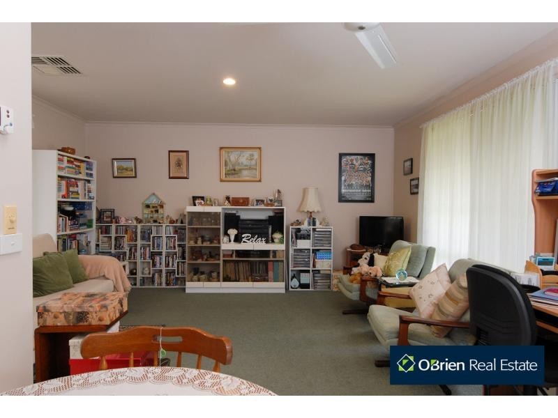 2/5 Emerald Court, Narre Warren VIC 3805