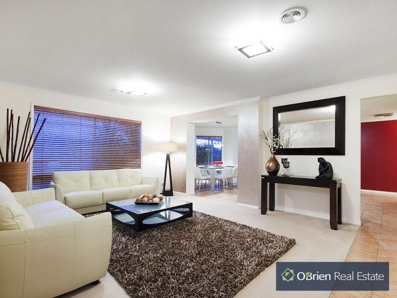 44 Sherwood Road, Narre Warren South VIC 3805