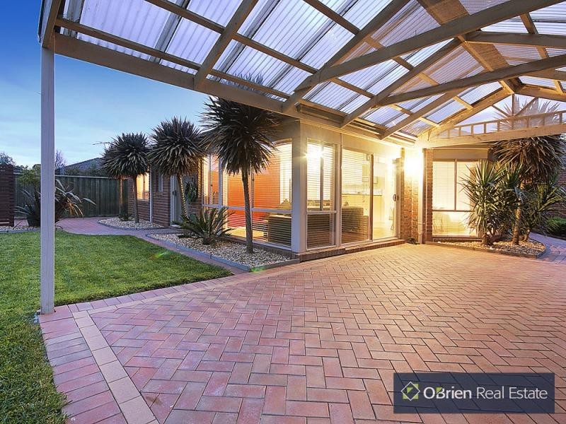 44 Sherwood Road, Narre Warren South VIC 3805