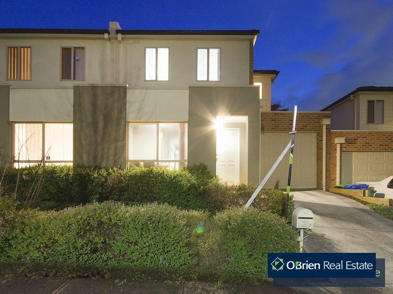 4 Chong Court, Berwick VIC 3806