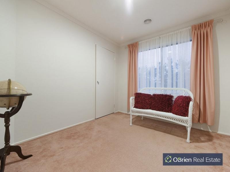 9 Chesil Court, Narre Warren South VIC 3805