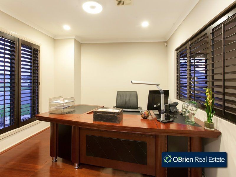 10 Limousin Court, Berwick VIC 3806