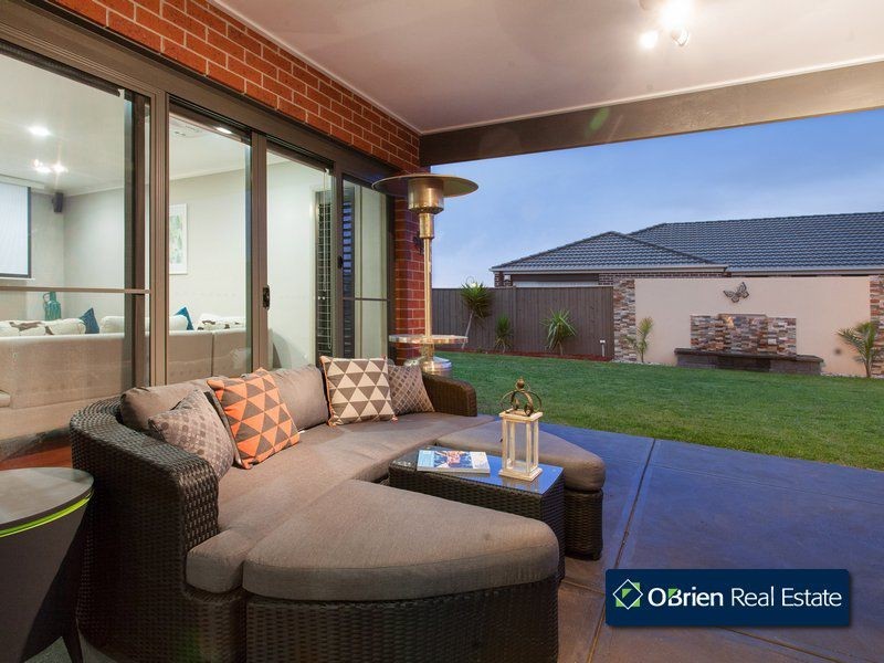 10 Limousin Court, Berwick VIC 3806