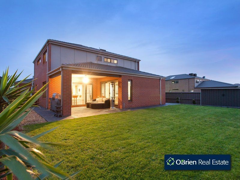 10 Limousin Court, Berwick VIC 3806