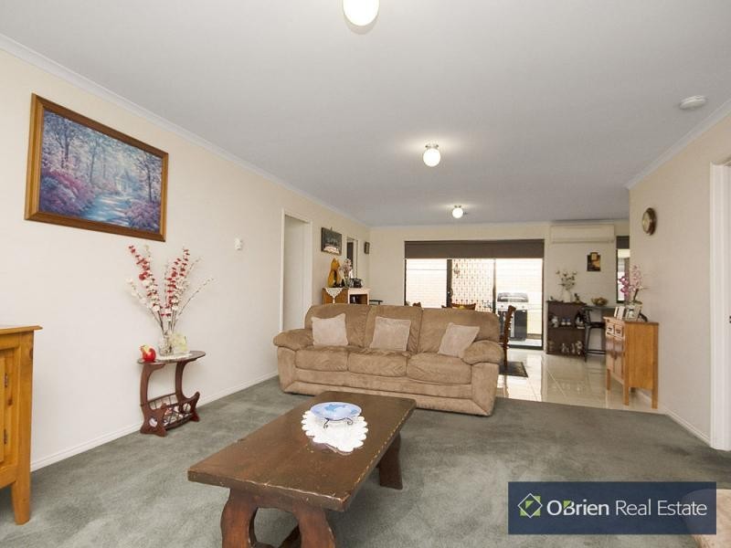 Unit 7/28-30 Childers Street, Cranbourne VIC 3977