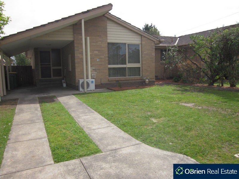 7B Henry Street, Pakenham VIC 3810