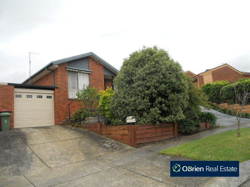 2/104 Mansfield Street, Berwick VIC 3806