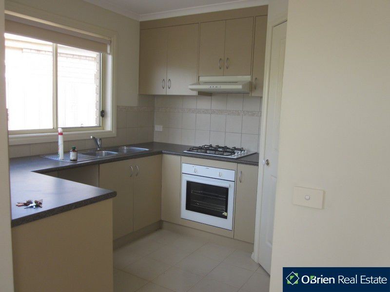 12/21-31 Parman Avenue, Pakenham VIC 3810