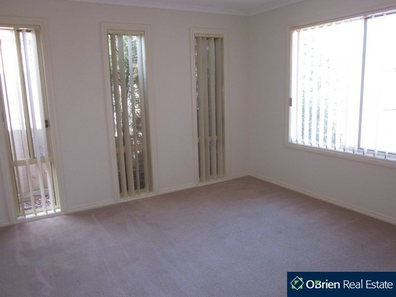 12/21-31 Parman Avenue, Pakenham VIC 3810