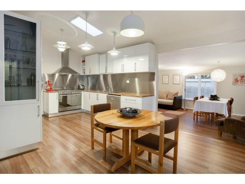 14 Collins Crescent, Berwick VIC 3806