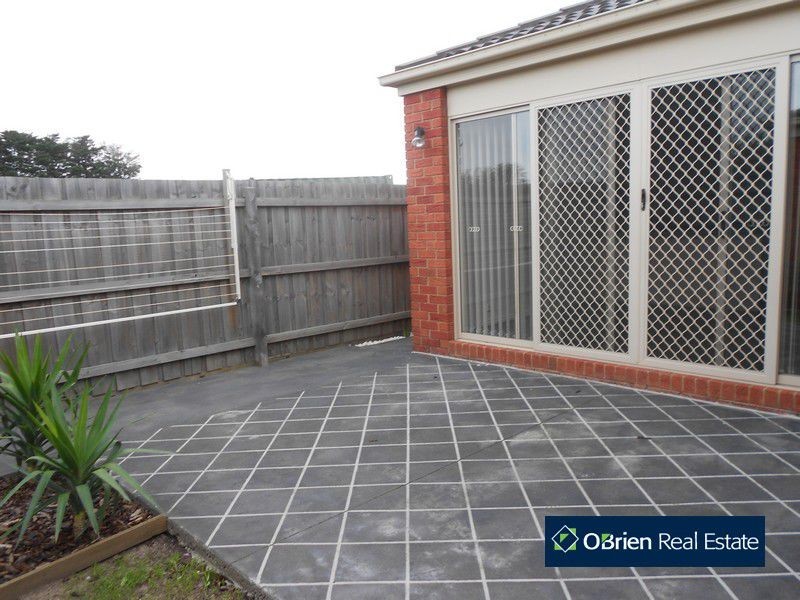 129 Melzak Way, Berwick VIC 3806