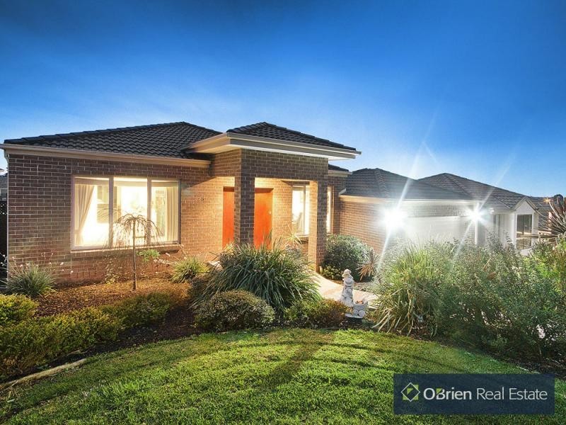 25 Oconnell Street, Berwick VIC 3806