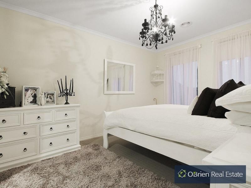 22 Walmac Close, Tooradin VIC 3980