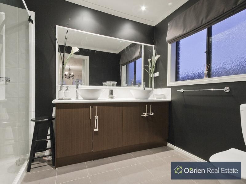 22 Walmac Close, Tooradin VIC 3980