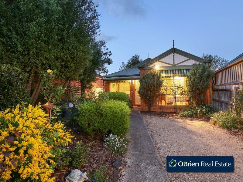 8B Stringybark Court, Berwick VIC 3806