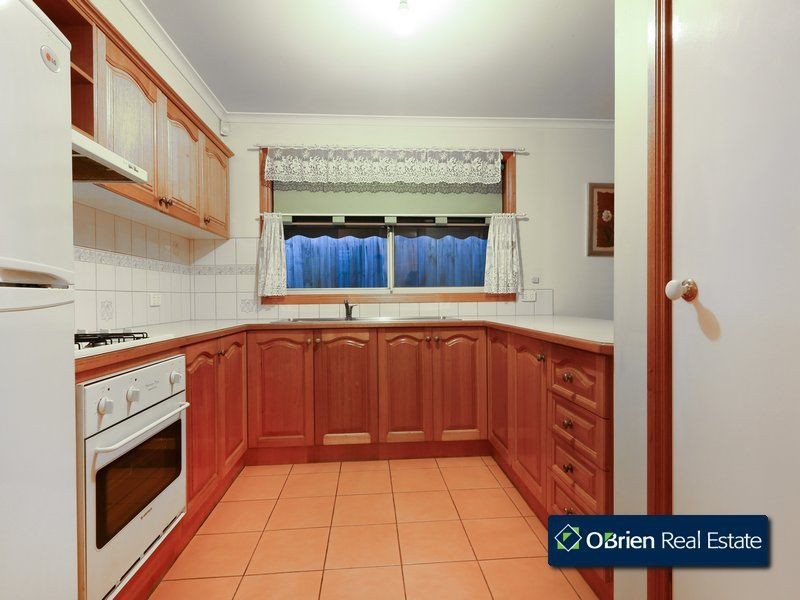 8B Stringybark Court, Berwick VIC 3806