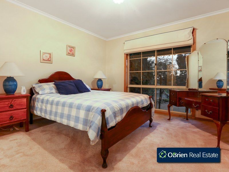 8B Stringybark Court, Berwick VIC 3806