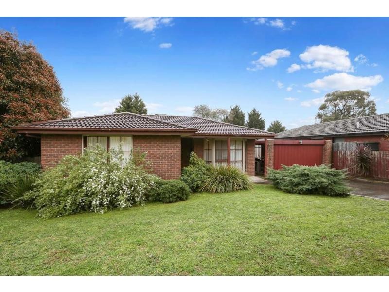 15 Strathhavan Drive, Berwick VIC 3806