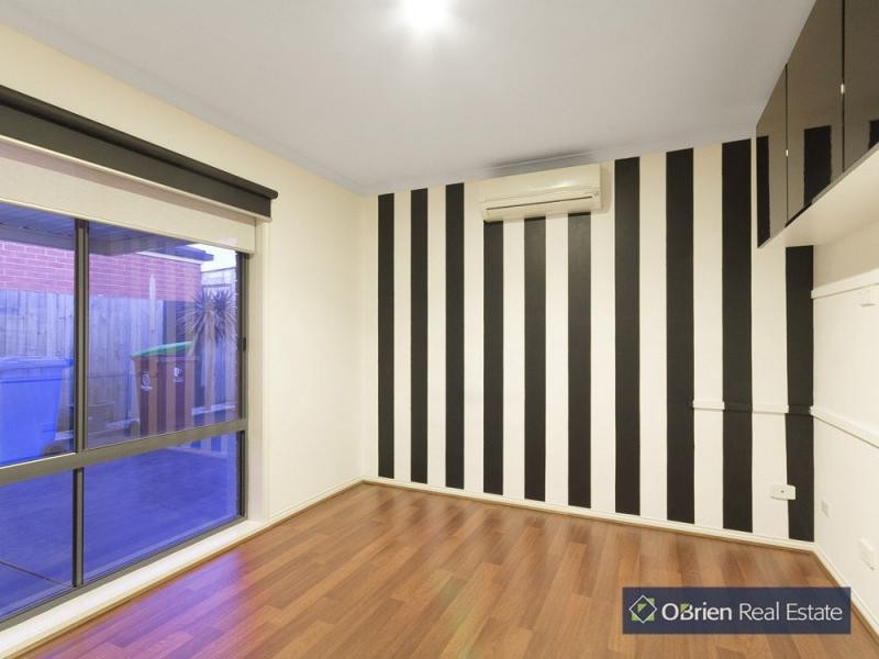 42 Bateman Grove, Hampton Park VIC 3976