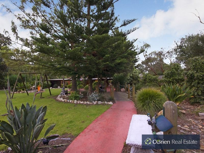 12 Coronet Court, Cranbourne VIC 3977