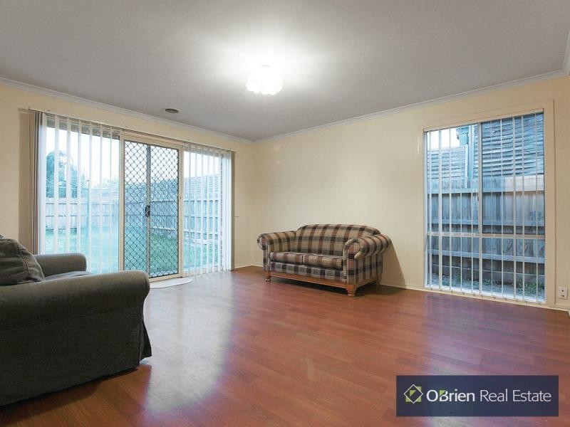 10 Blue Jay Court, Narre Warren South VIC 3805