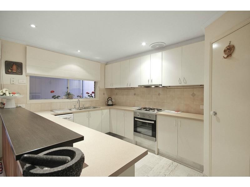 48 Miralie Way, Cranbourne West VIC 3977