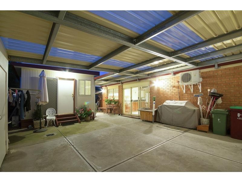 48 Miralie Way, Cranbourne West VIC 3977