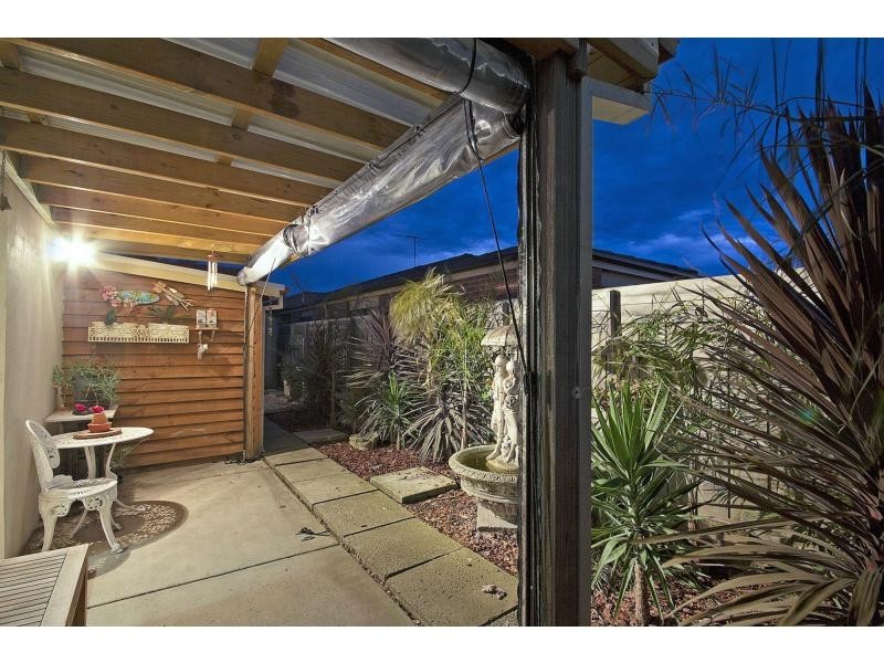 48 Miralie Way, Cranbourne West VIC 3977