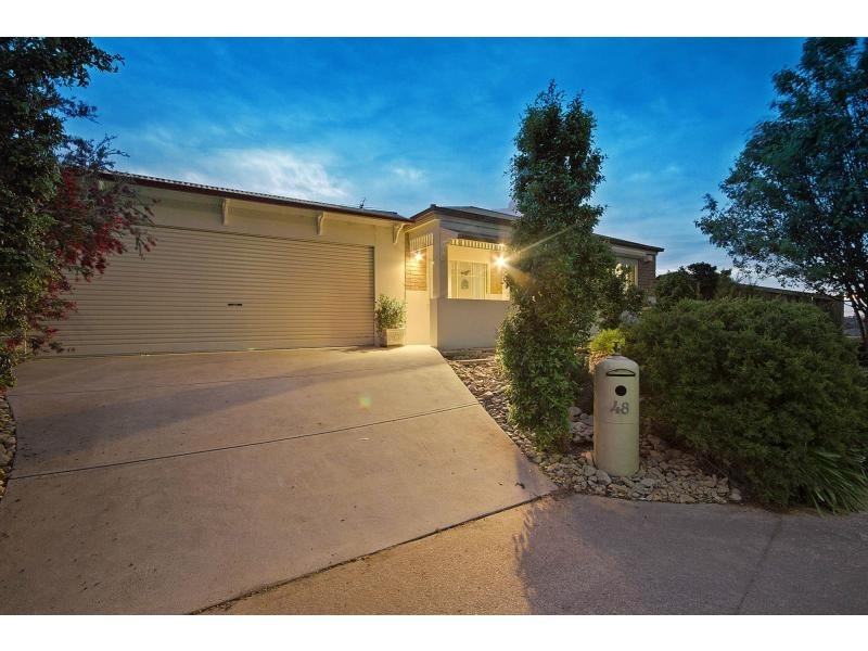 48 Miralie Way, Cranbourne West VIC 3977