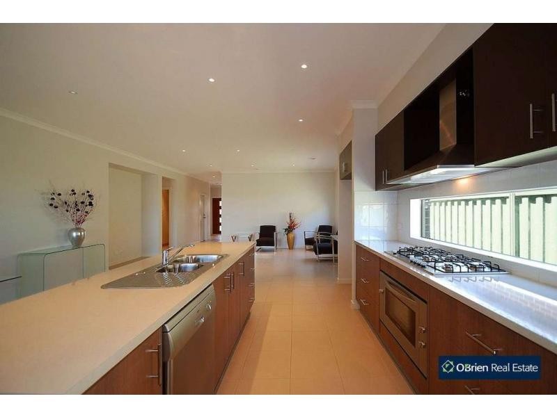 34 Park Orchard Drive, Pakenham VIC 3810