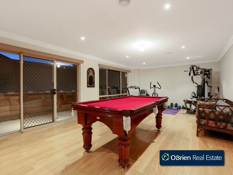 50 Leemak Crescent, Berwick VIC 3806