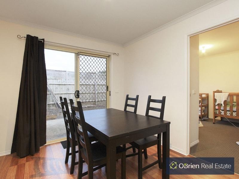 2 Rimes Close, Cranbourne West VIC 3977