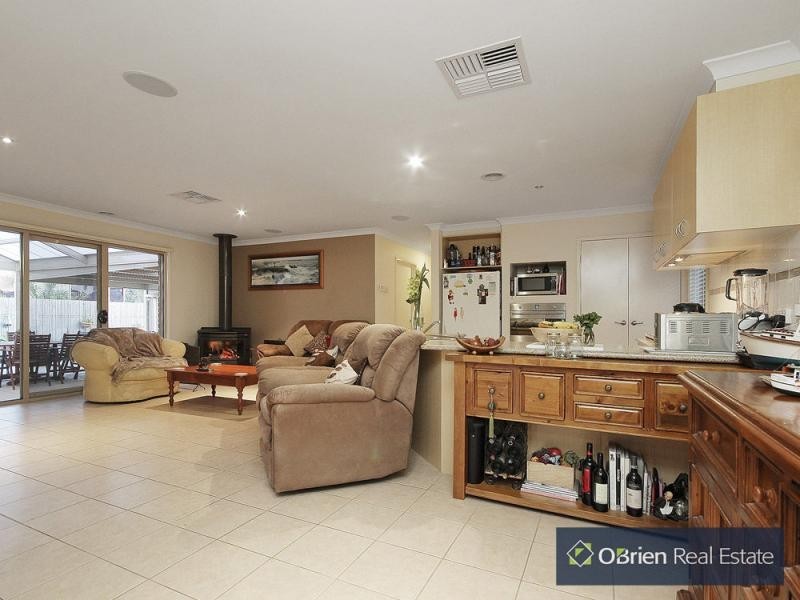 3 Makitti Close, Tooradin VIC 3980