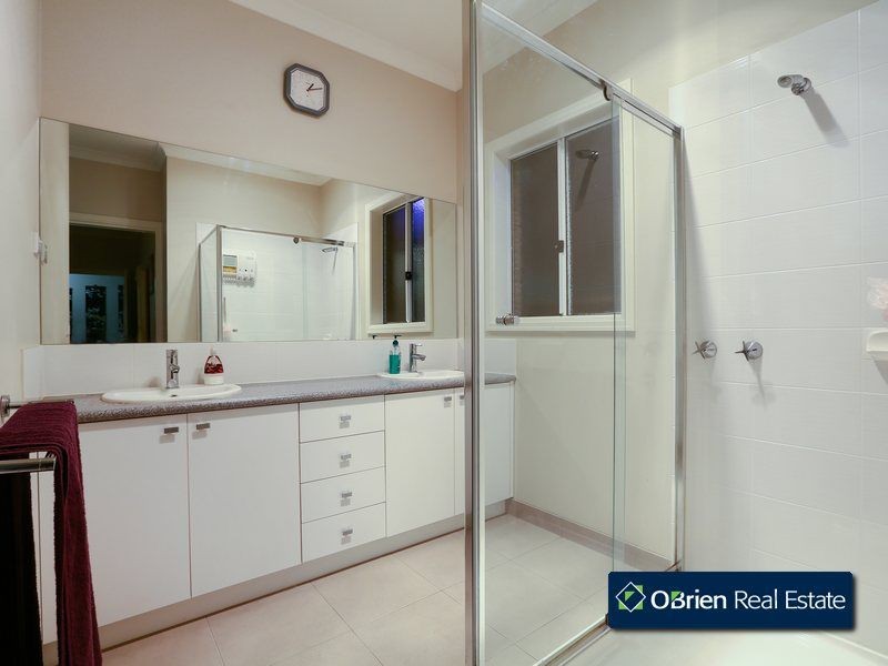 40 Arena Parade, Officer VIC 3809