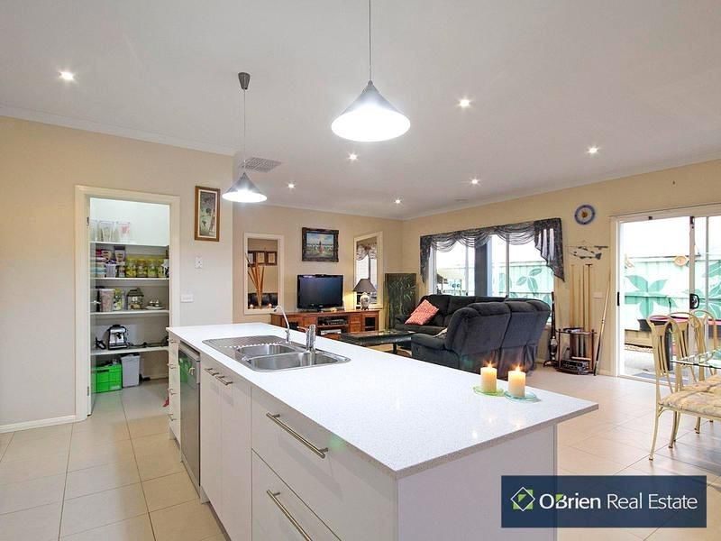 40 Arena Parade, Officer VIC 3809