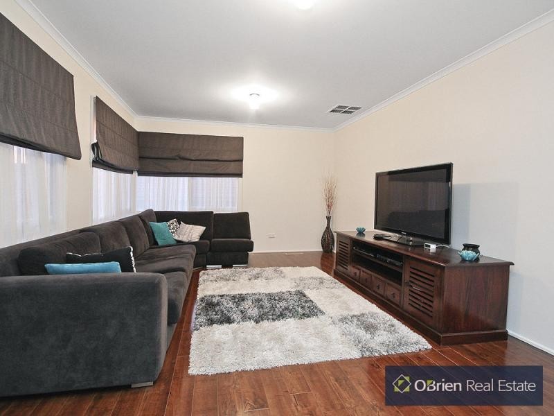 4 Shawnee Court, Narre Warren VIC 3805