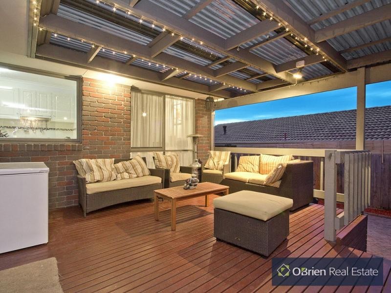 4 Shawnee Court, Narre Warren VIC 3805