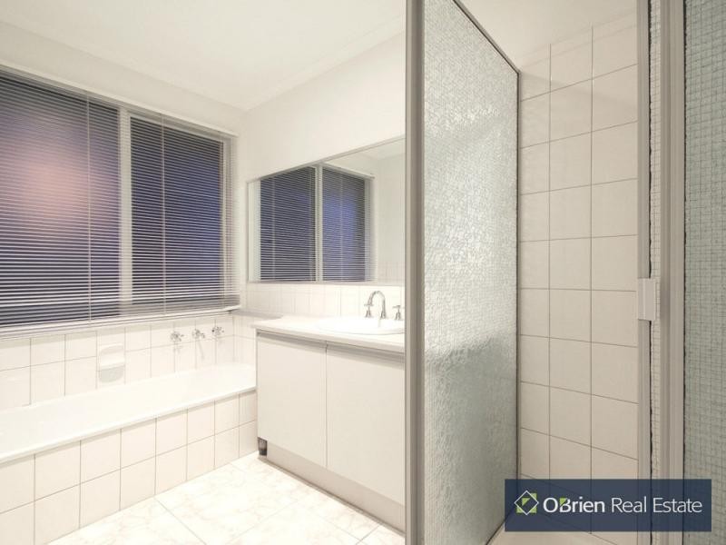 4 Shawnee Court, Narre Warren VIC 3805