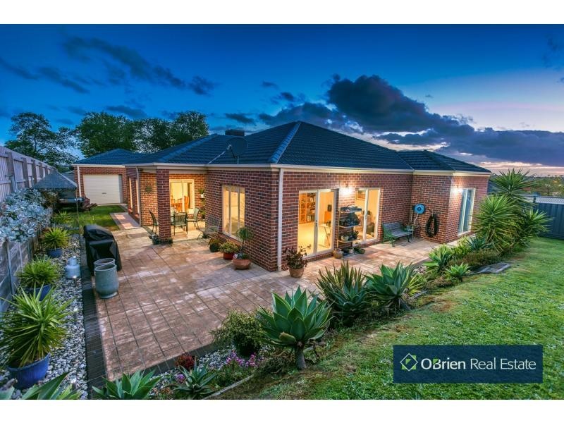 6 The Elms, Narre Warren VIC 3805