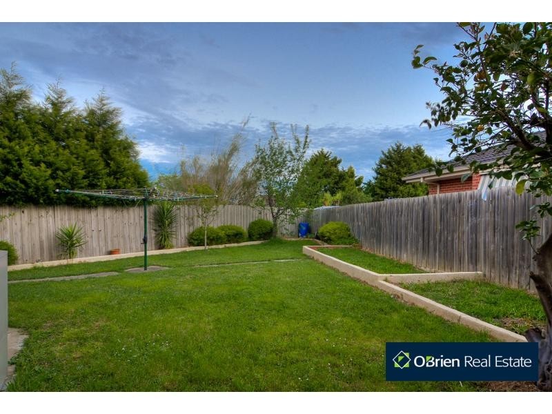 19 Tegans Close, Hallam VIC 3803