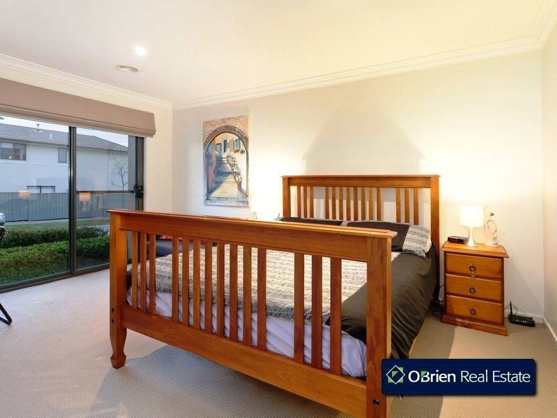 77 Meridian Circuit, Berwick VIC 3806