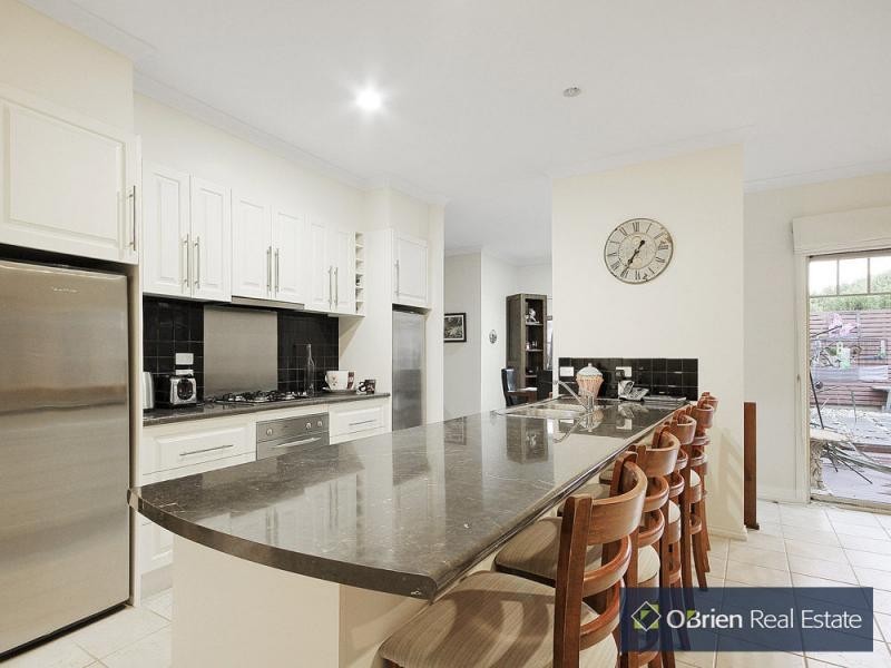 46 Wintersun Road, Berwick VIC 3806