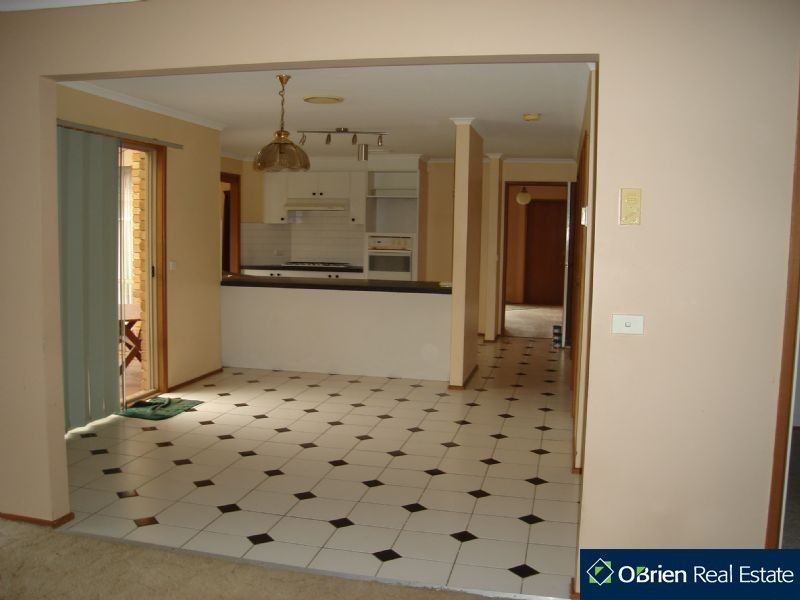15 Katrina Close, Hallam VIC 3803