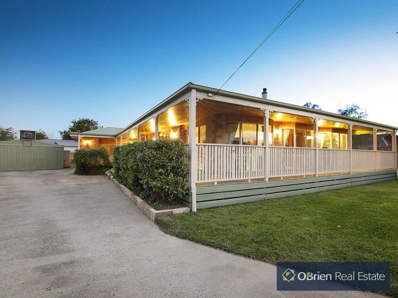 28 Jennifer Street, Junction Village VIC 3977